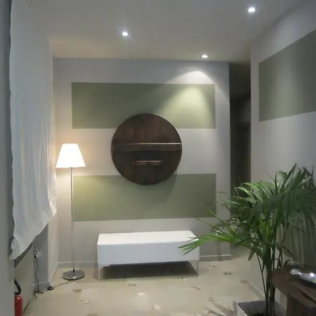 Da Paulin Πανσιόν Μαναρόλα